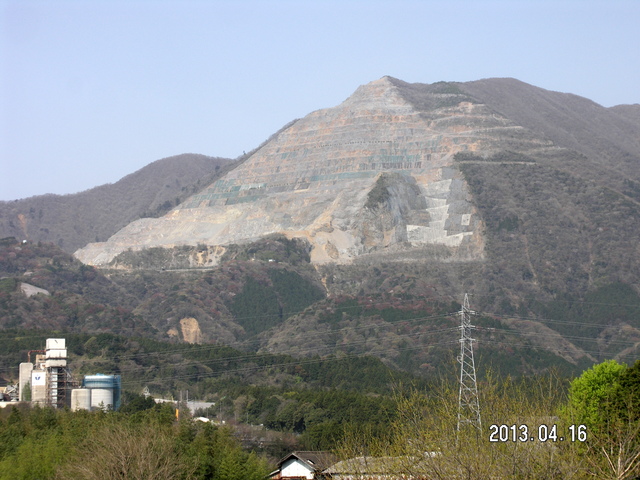 写真で見る藤原岳の荒廃と惨状 藤原岳の自然を守る会 花 虫 鳥 きのこ 景観