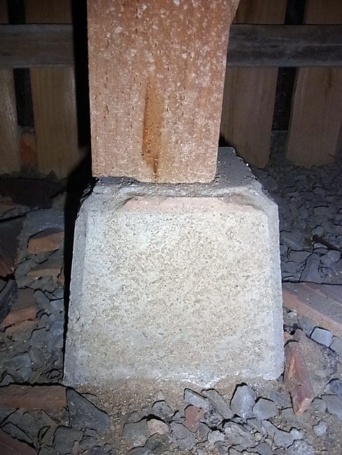 中古住宅の床下・小屋組確認!_b0186200_21544100.jpg