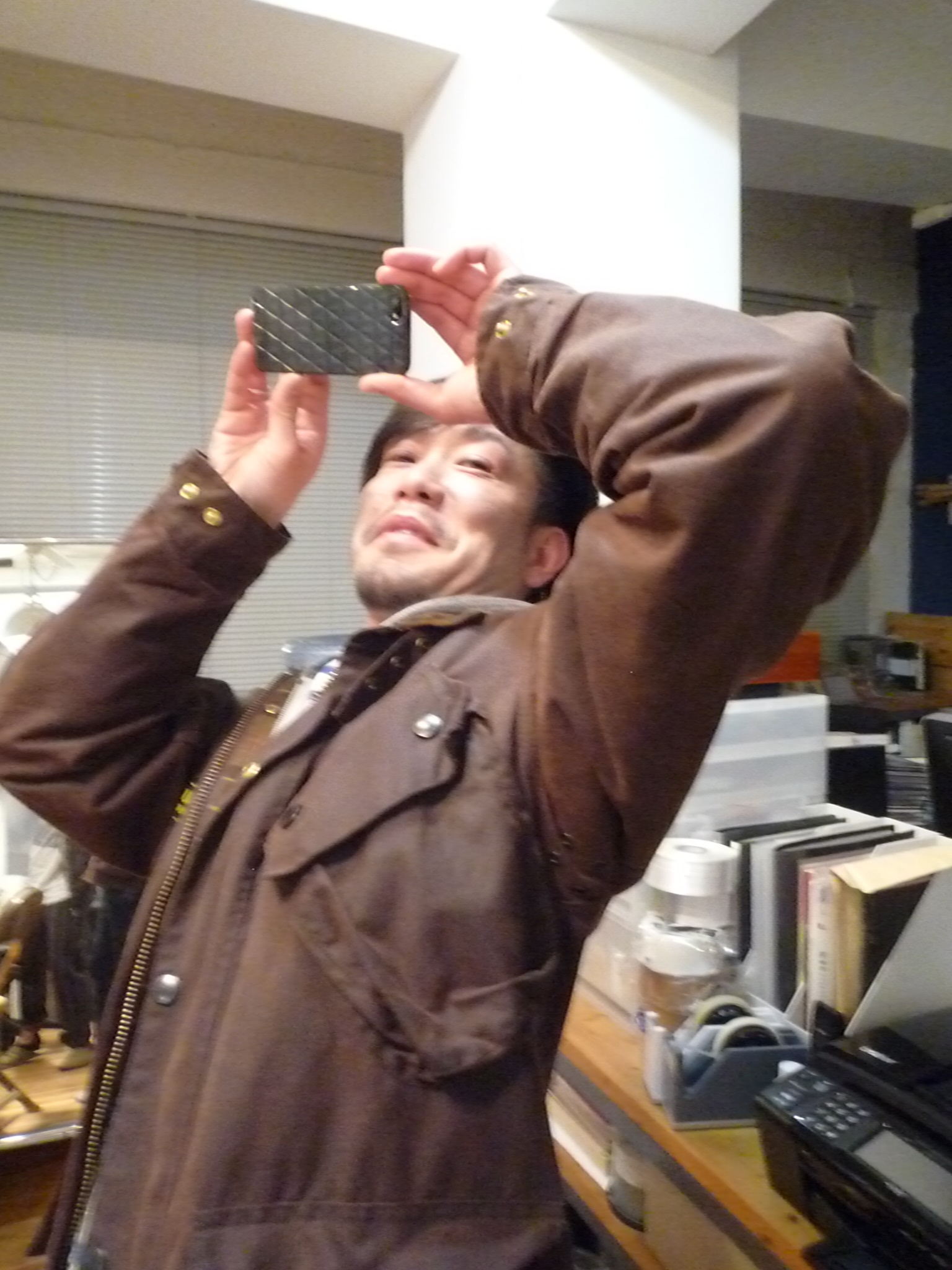 Yuya TakateのシャツとANDANTEANDANTEのブラウス_f0180307_1627323.jpg