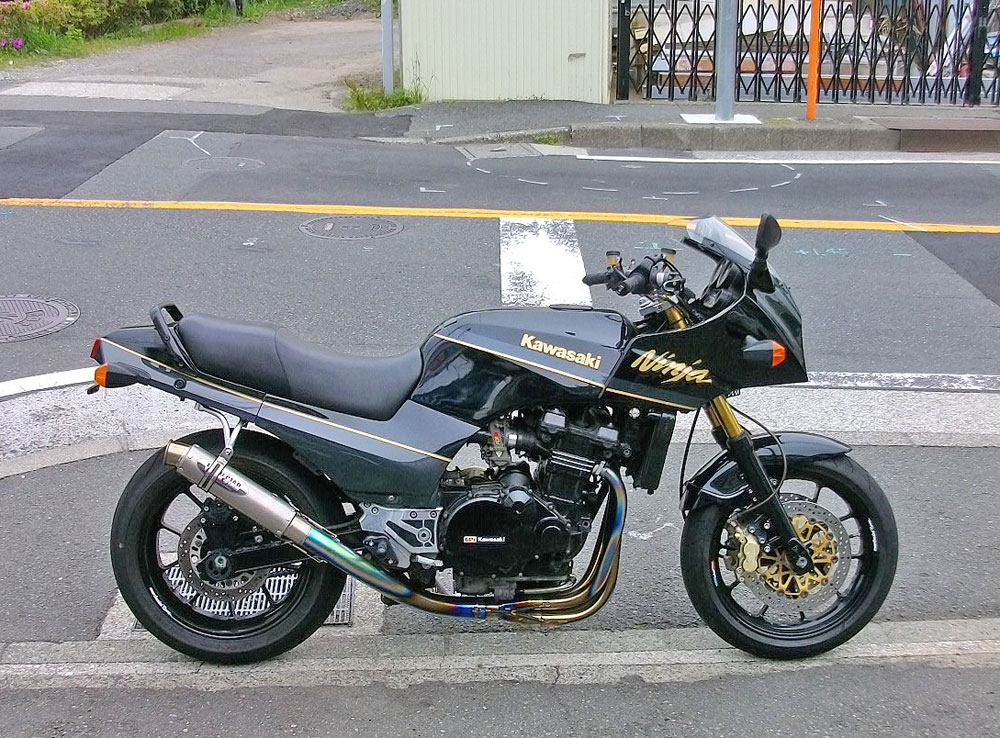 soサン号 GPZ900Rニンジャ マフラー加工でトルクアップ狙い