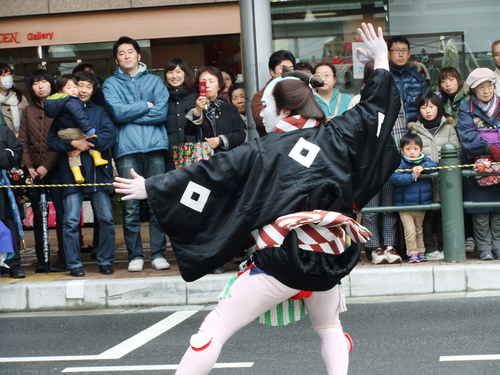 大岡越前祭...雨も止みパレードが_b0137932_16495537.jpg