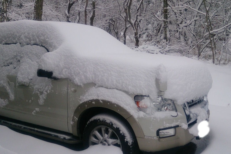 何故この時期に雪かきをしなければならないのか？_c0209932_21145974.jpg