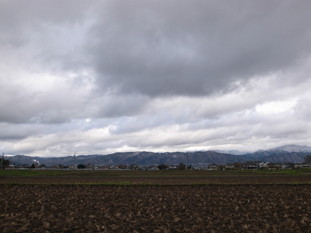 雨上がりの帰り道_a0014840_2337249.jpg