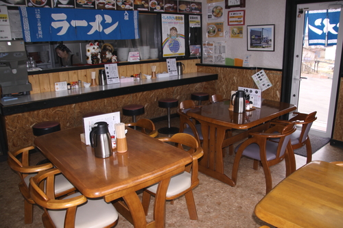 なかなかたどり着けない「いわまつ食堂」 4月22日_f0113639_1485786.jpg