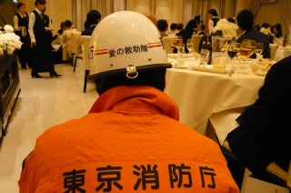 披露宴で 消防レスキュー劇 4 23 ブライダル司会者 恋塚です 披露宴で 消防レスキュー劇 4 23 ブライダル司会者 恋塚です
