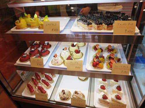 軽井沢の美味しいケーキ屋さん ありんこ菓子店 ぴきょログ 軽井沢でぐーたら生活