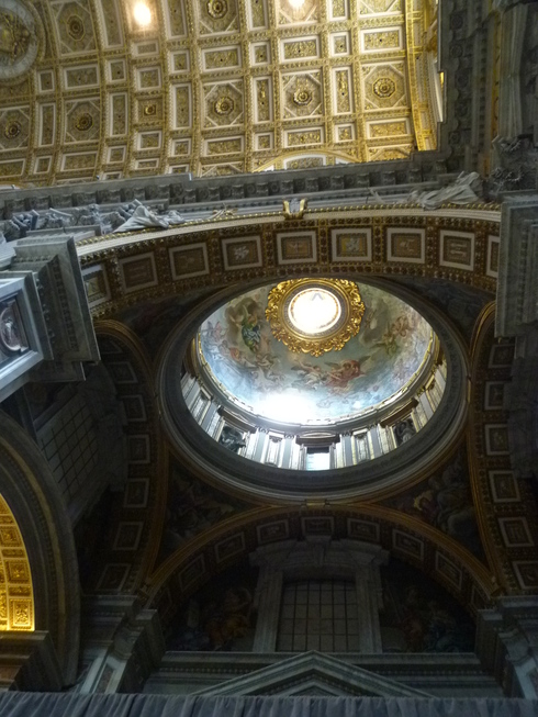 　Vatican。。。ミケランジェロ　の　ピエタ。。。 *。:☆.。†_a0053662_2228788.jpg