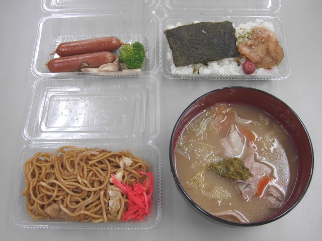 4/18 お花見・食事会を行いました_b0245781_18584069.jpg