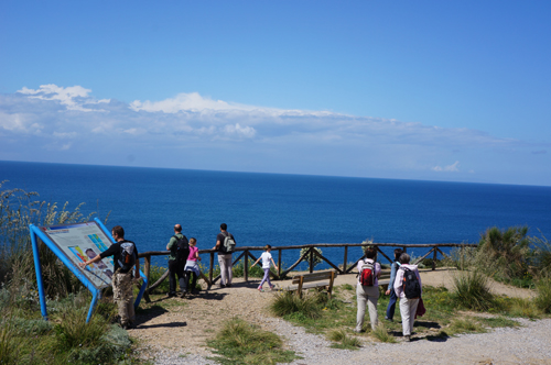 今年は海のハイキング_f0106597_013034.jpg