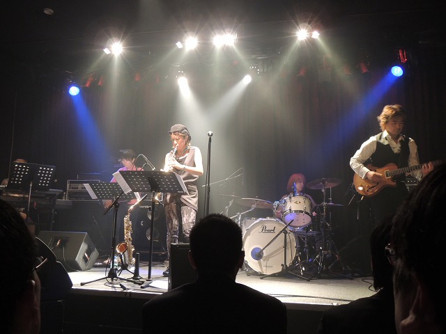 e0042620_4263081.jpg