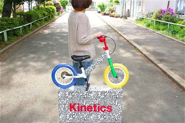 限定 Keith Haring キース・ヘリング x 4ING キックバイク 