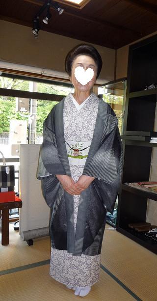しょうざん生紬に夏大島の羽織・藤の染め帯。_f0181251_1726397.jpg