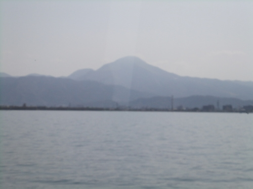 竹生島への旅（１）2013,4,25_a0215163_23144359.jpg