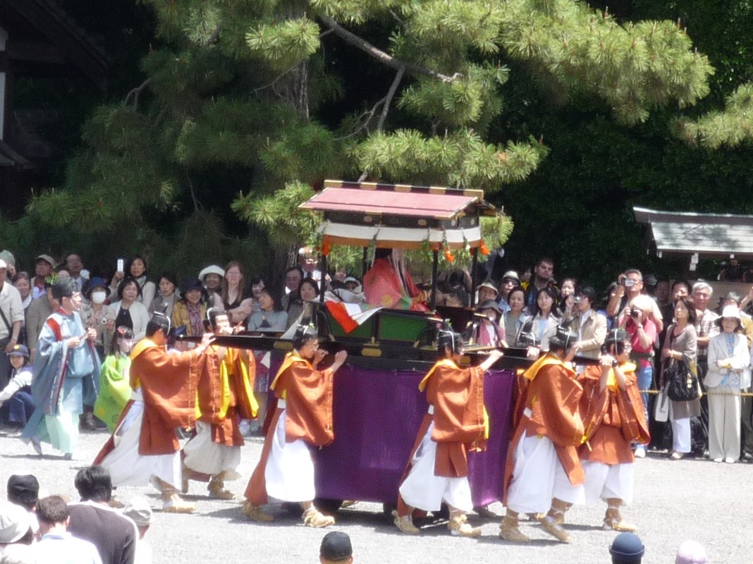 5月15日(水)・葵祭店内ご観覧のご案内。_f0181251_18484356.jpg