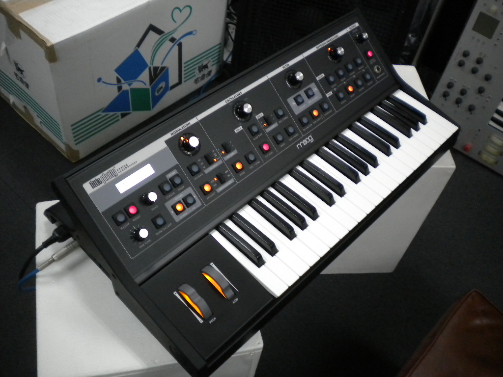 moog little phatty stage II試奏記 : 風流音色まねゑもん moog little phatty stage II試奏記 : 風流音色まねゑもん