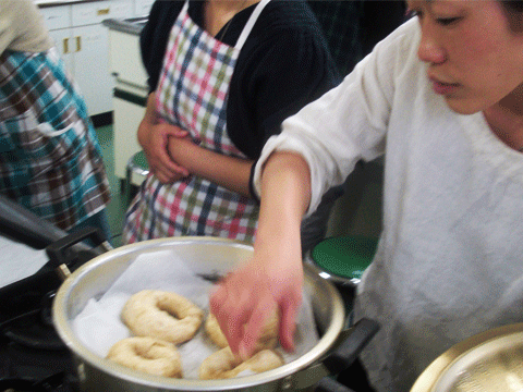 e0220065_1152510.gif