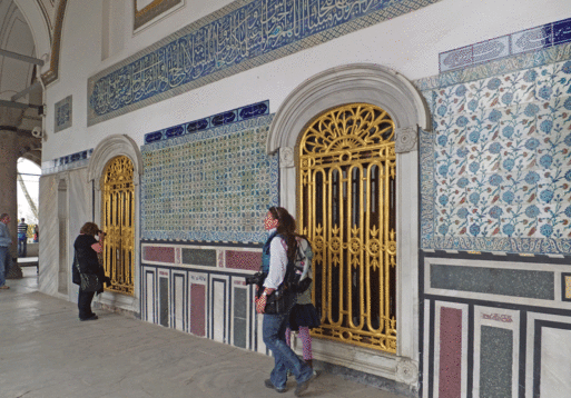 b0159780_11125127.gif
