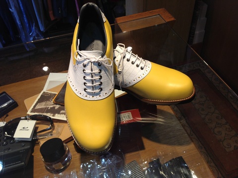 先週納品なオーダーゴルフSHOES !_f0039487_158556.jpg