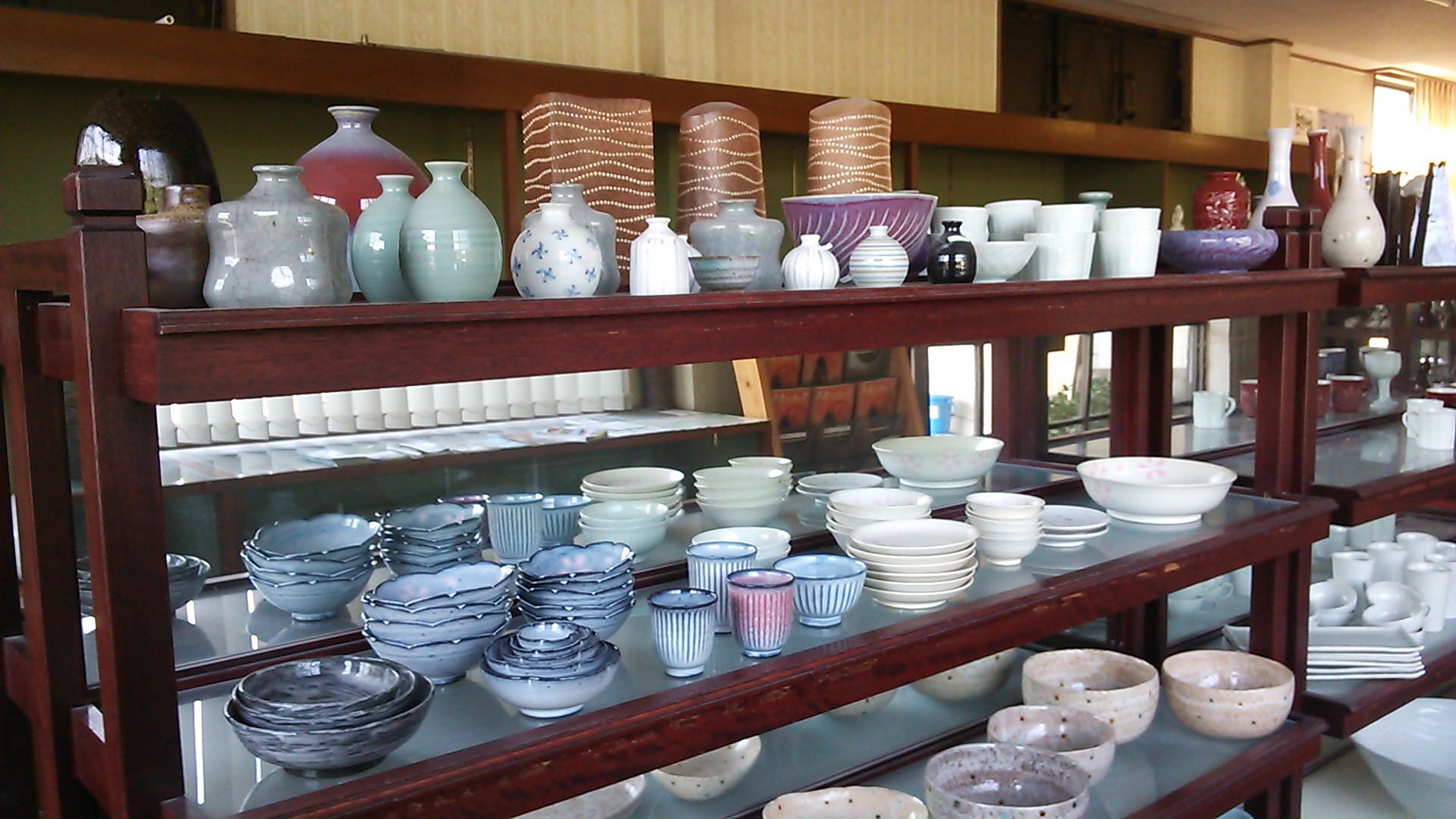 かんざき白林陶芸館で茶碗づくり…_d0265607_21431946.jpg