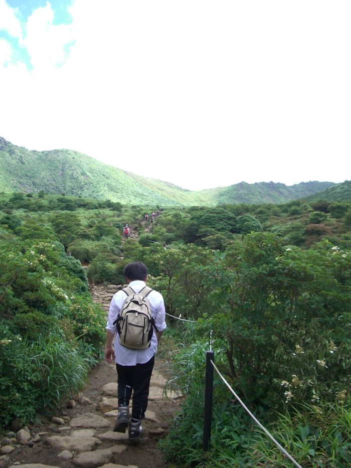 牧の戸峠からくじゅう登山_d0116009_1015072.jpg