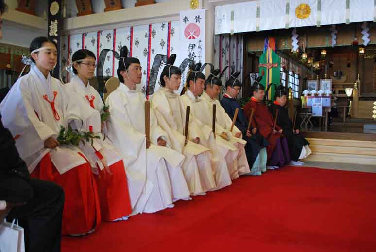 福井県護国神社春季例祭並びに御鎮座70周年記念事業終了奉告祭_f0136366_1922162.jpg