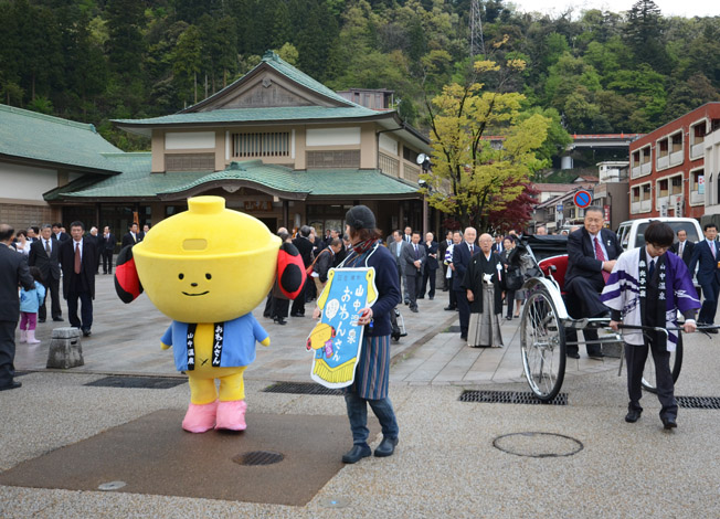 山中温泉 森光子一座記念館オープン記念式典_d0095673_17505881.jpg