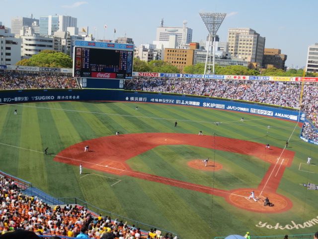 チケットぴあ の不思議 阪神タイガース対横浜ベイスターズ ポムポム 風にのって