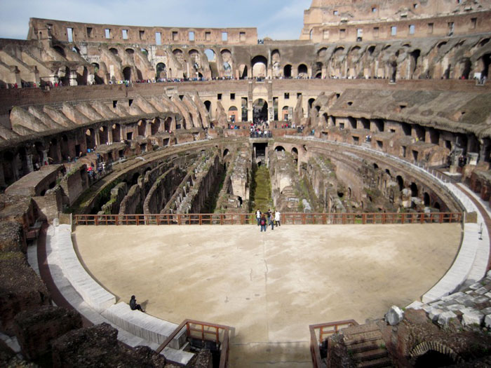 イタリア旅行 - コロッセオ、フォロ・ロマーノ_a0060003_75593.jpg