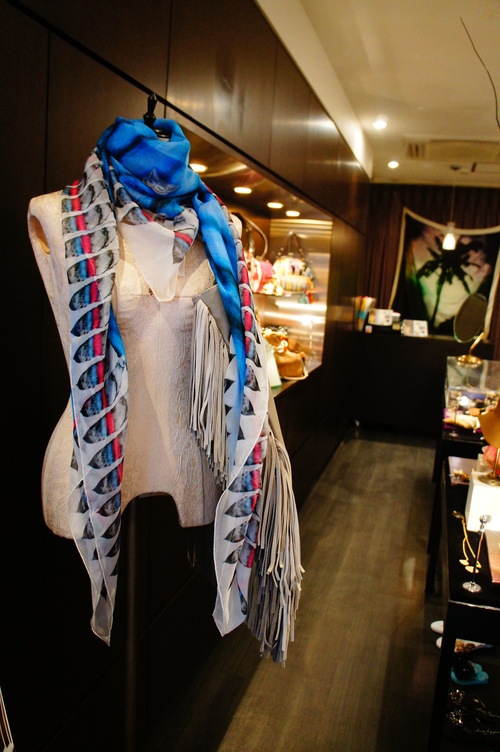 AILA店内の写真_b0115615_11222218.jpg