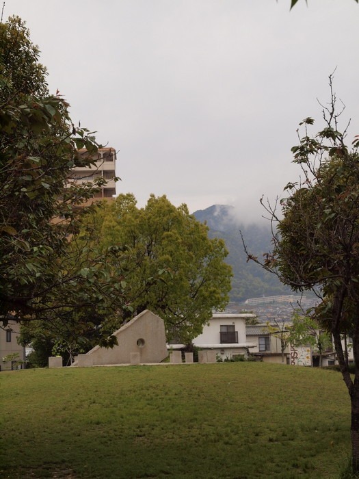 佐伯区民文化センター&五日市中央公園_c0116915_2352536.jpg