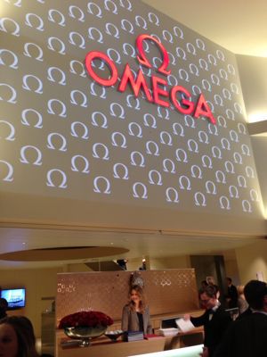 バーゼル2013/ALLブラックのオメガ スピードマスター_f0039351_23233215.jpg