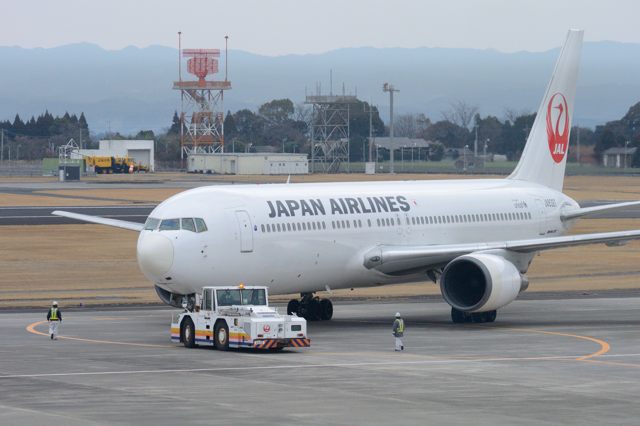 出張ついでに鹿児島空港で飛行機撮影＠V2_c0081462_2048371.jpg