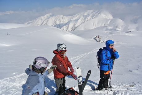 2013年4月27-29日新雪の立山黒部を滑る_c0242406_1425583.jpg