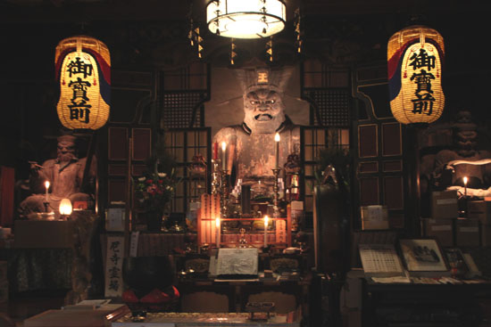 えんま堂大狂言 祭の5月1_e0048413_22331169.jpg