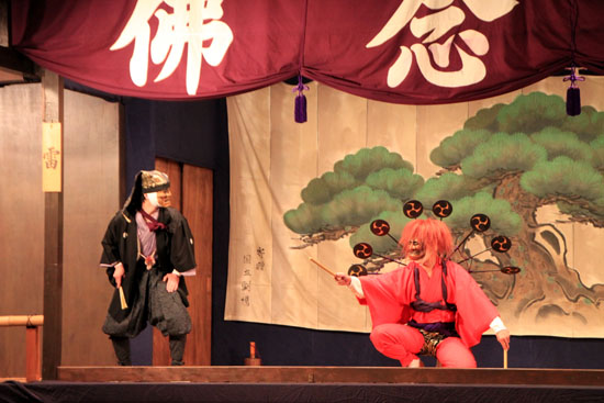 えんま堂大狂言 祭の5月1_e0048413_22344266.jpg