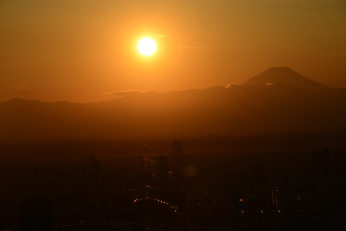 六本木ヒルズから見た富士山写真_e0171573_17362252.jpg