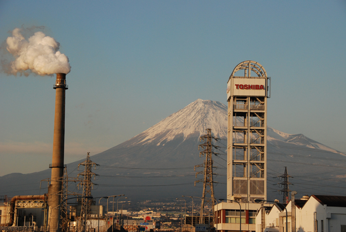 富士山世界遺産~工場萌えと富士山の夢のコラボ!_e0171573_2564433.jpg