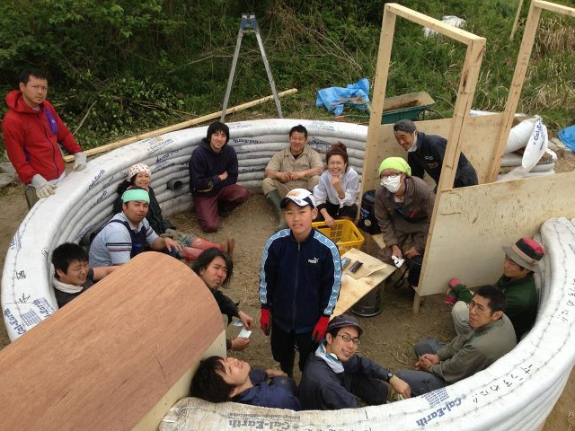 アースバックハウス2_b0034072_7433262.jpg