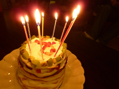 よっちゃん誕生日おめでとうー!_a0080406_1859683.jpg
