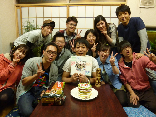 よっちゃん誕生日おめでとうー!_a0080406_1931486.jpg
