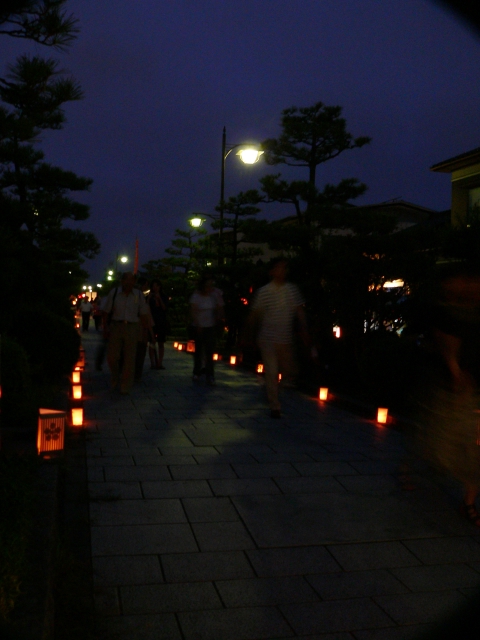 f0029038_2354639.jpg