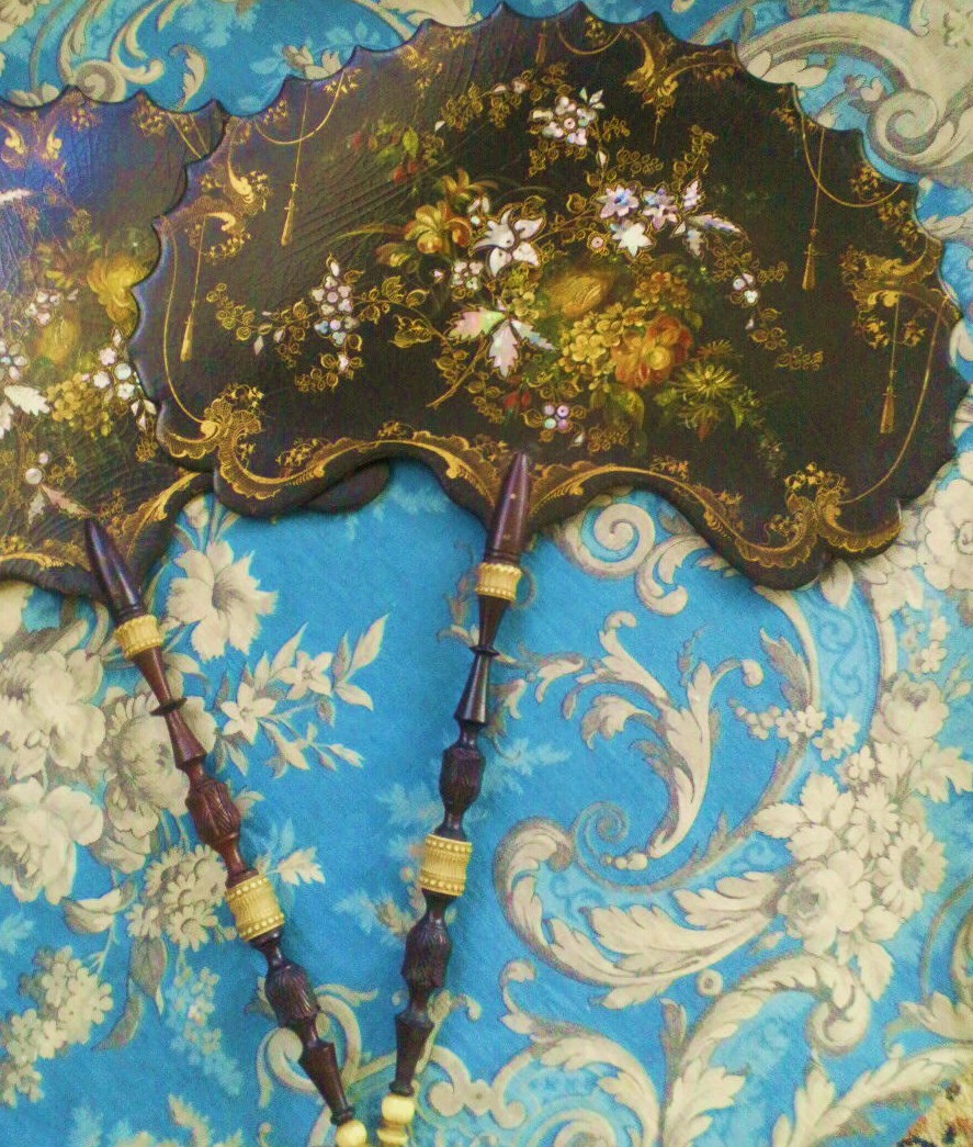 一年中 扇 : 夢のかけら ～西洋骨董覚書～