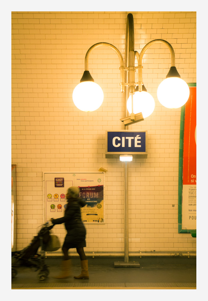 【paris2013-34】シテ駅にてバッテリーを忘れた事を思い出す_b0127032_0471651.jpg