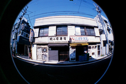 谷中フォトウォーク【魚眼トイカメラ編】_c0060143_1216171.jpg