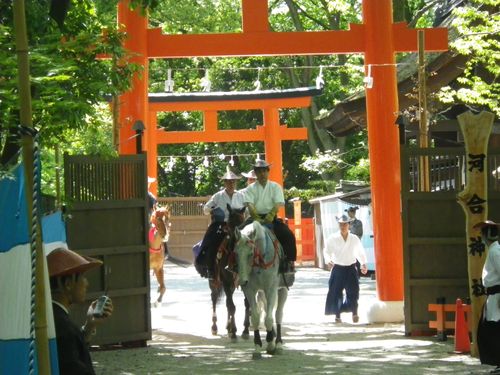 千日回峰行・京都切廻りｺｰｽへ、「思い立つ-1」_d0089494_13165338.jpg