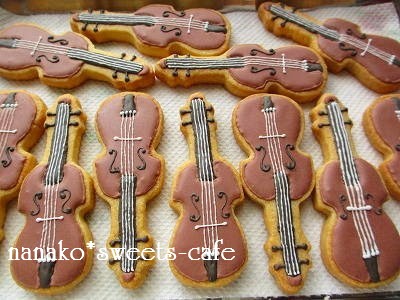 バイオリンのアイシングクッキー Nanako Sweets Cafe