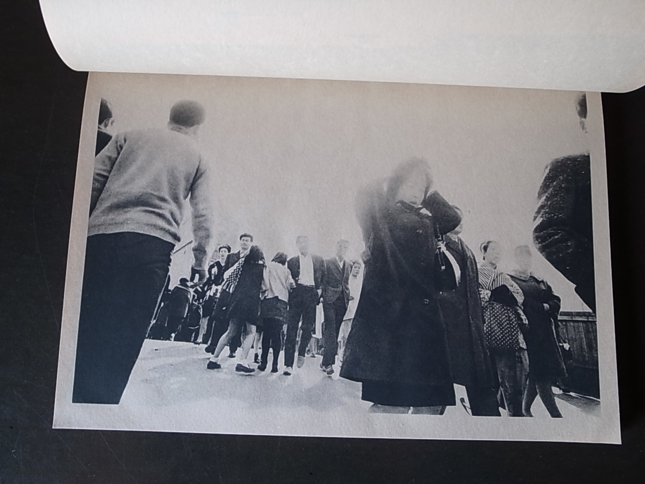 都市へ / 写真：高梨豊 装丁：杉浦康平 詩：吉増剛造 | 小宮山