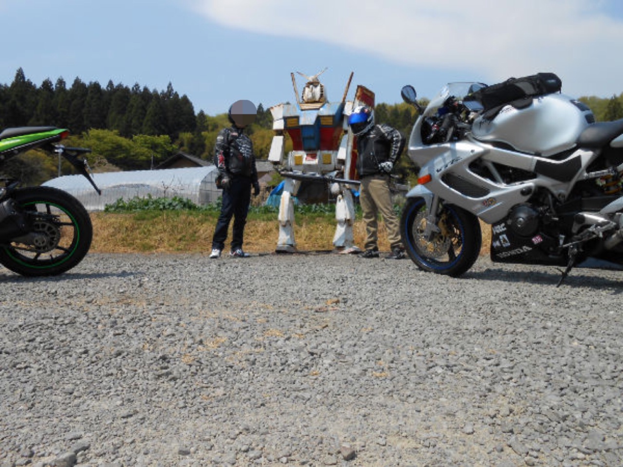 GW 最終日は~ 福島のガンダム_c0261447_21295849.jpg