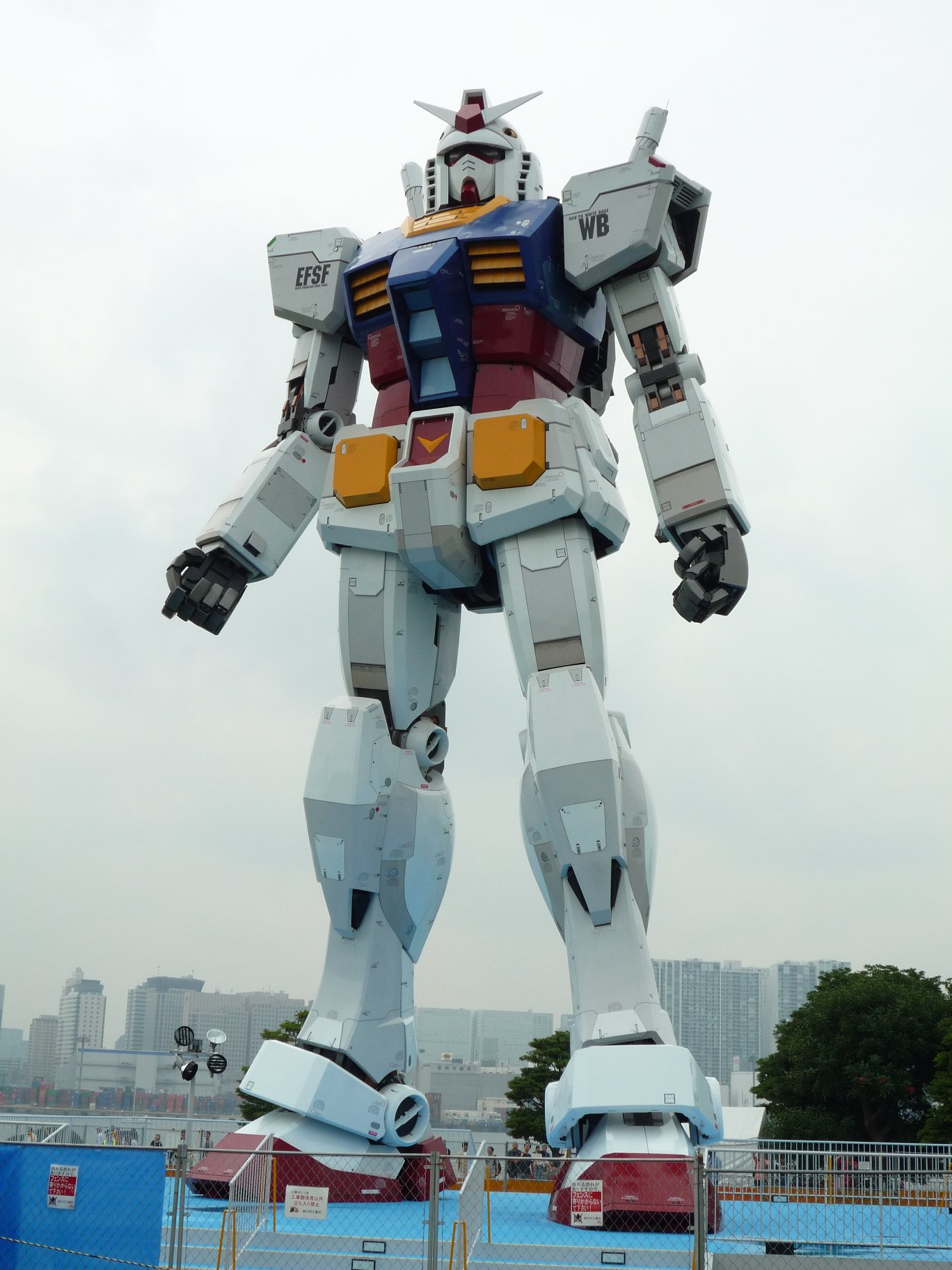 GW 最終日は~ 福島のガンダム_c0261447_2173024.jpg