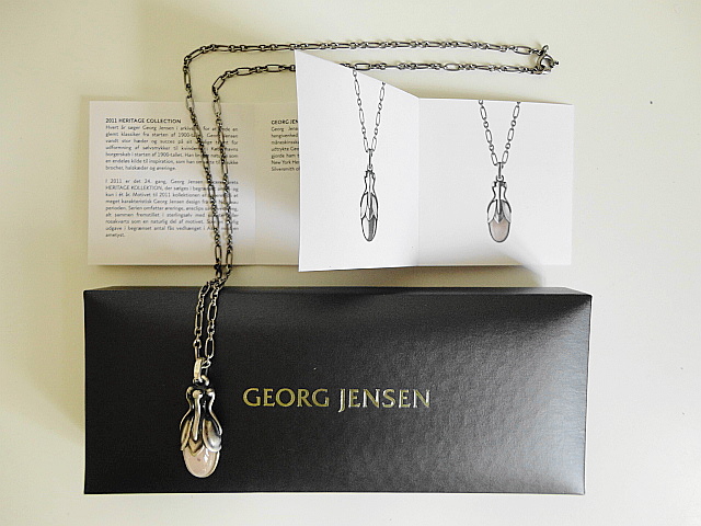 GEORG JENSEN　廃盤　２０１１年　イヤーズ・ペンダント & イヤリング　ローズクオーツ_f0182951_628536.jpg